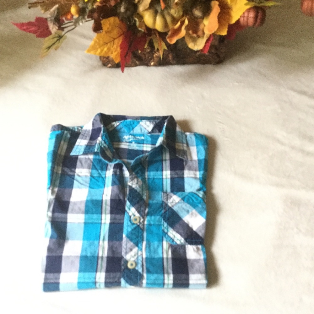 53. boys shirt long sleeve M (10-12) $5